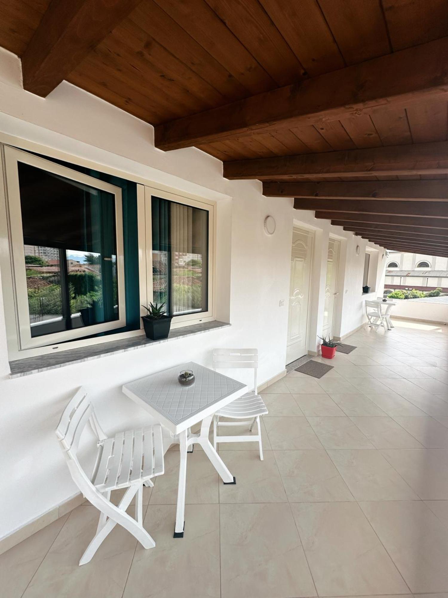 Ferienwohnung Js House Shkoder 2 Exterior foto